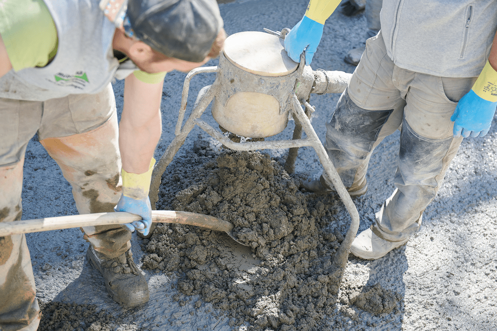 Muebo AG Mübo AG Würenlingen Unterlagsboden Unterlagsböden Cementestrich Céline Mülli Reto Mülli Boden Döttingen Baden Endingen Nussbaumen Untersiggenthal Bauleitung Porjektmanagement Immobilien Wohnung Estrich Calciumsulfat Fliessestrich Villigen Elvira Mülli Zement