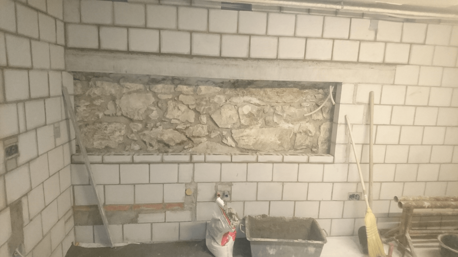 Muebo AG Mübo AG Würenlingen Unterlagsboden Unterlagsböden Cementestrich Céline Mülli Reto Mülli Boden Döttingen Baden Endingen Nussbaumen Untersiggenthal Bauleitung Porjektmanagement Immobilien Wohnung Estrich Calciumsulfat Fliessestrich Villigen Elvira Mülli Zement